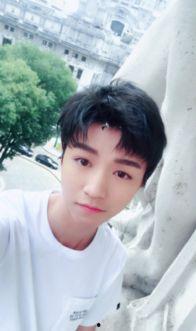 吃瓜娱乐王俊凯视频